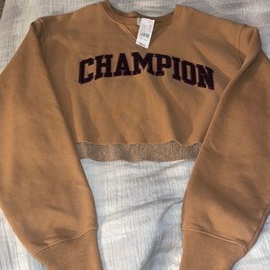 Crop Champion sweatshirt